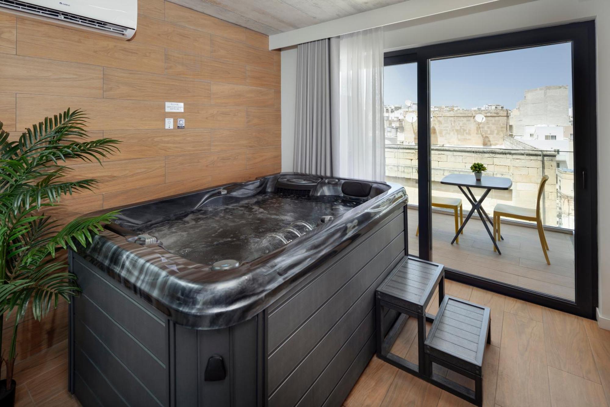 Grands Suites Hotel Residences And Spa Gzira Δωμάτιο φωτογραφία