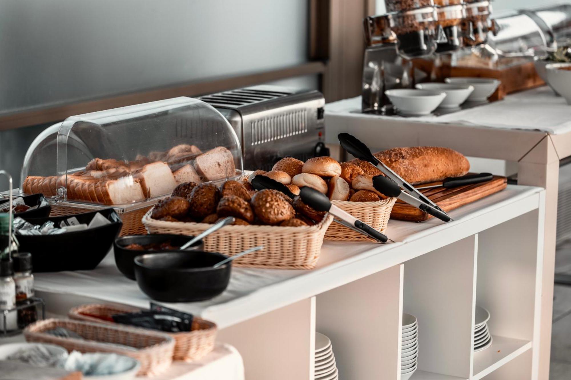 Grands Suites Hotel Residences And Spa Gzira Εξωτερικό φωτογραφία